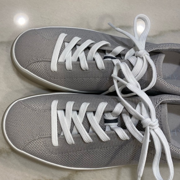 Rothy’s Sneakers size 9 Storm Gray NWOT - Picture 5 of 15